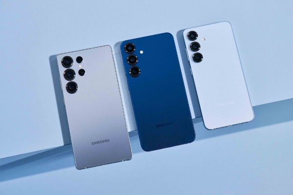 三星Galaxy S25系列：从语聊视界到智能交互 AI正在学会“陪伴”