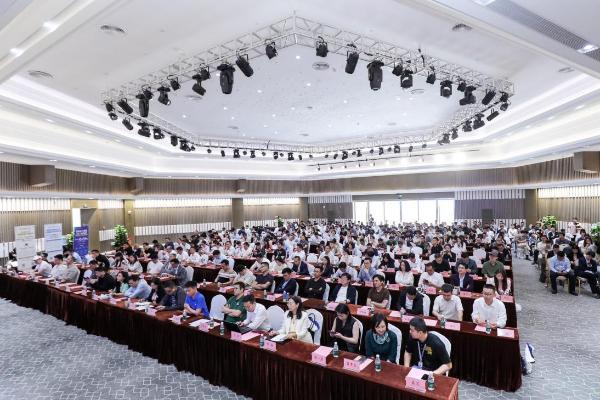 首届电商供应链金融智启风控大会圆满落幕，左木莲安数科开启新篇章