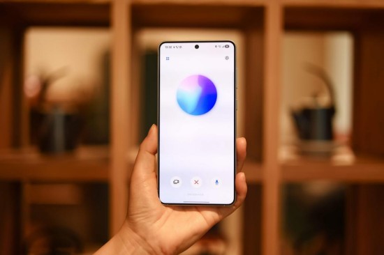 新物种！三星Galaxy S25 Edge以轻薄身姿 带来高能体验