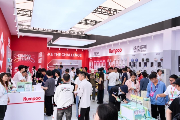薰风强势登陆国际顶级赛事苏迪曼杯，正式跻身羽毛球装备“四大品牌”阵营