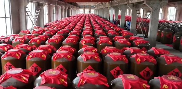 万吨坛储落地，宋河老酒战略夯实名酒复兴根基