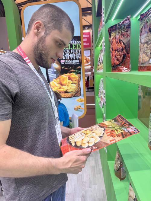 让世界爱上有友味|有友食品点亮2025 SIAL西雅国际食品展