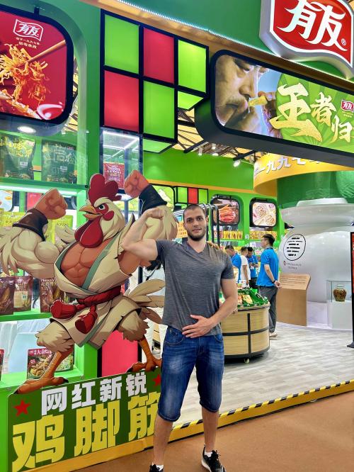 让世界爱上有友味|有友食品点亮2025 SIAL西雅国际食品展