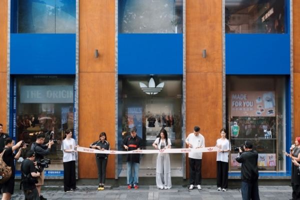 深度拥抱首发经济，阿迪达斯上海首家三叶草全球旗舰店入驻安福路
