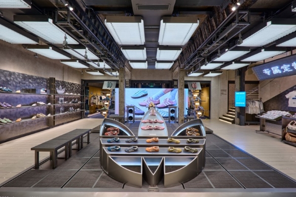 深度拥抱首发经济，阿迪达斯上海首家三叶草全球旗舰店入驻安福路