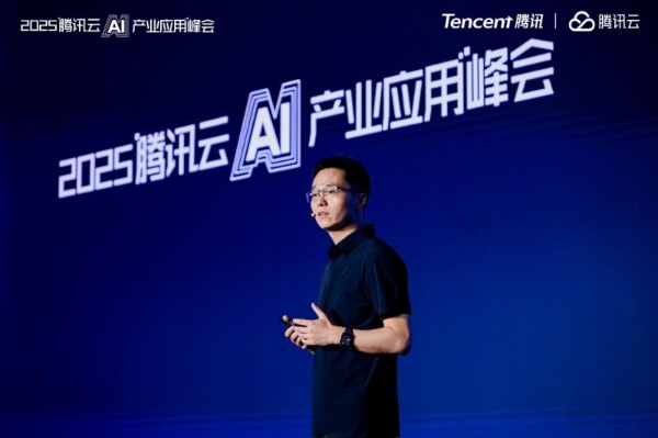 腾讯大模型加速迭代：混元TurboS跻身全球前八