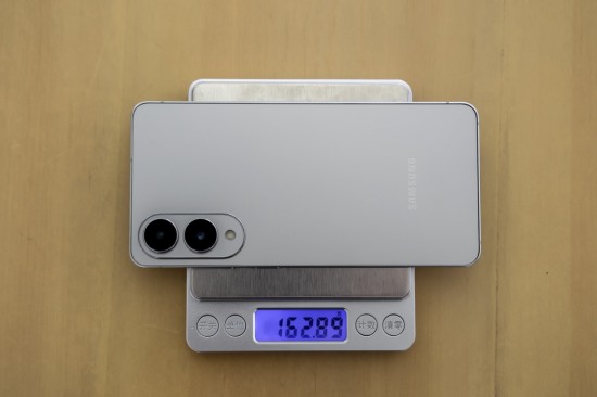 岂止纤薄 三星Galaxy S25 Edge带来毫不妥协的轻薄旗舰体验