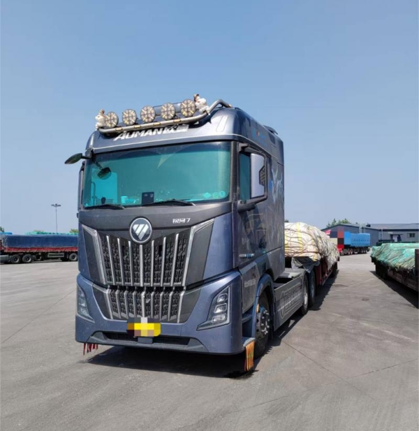  首月就跑12000公里+！欧曼银河7燃气车：高师傅穿山越疆的得力战车