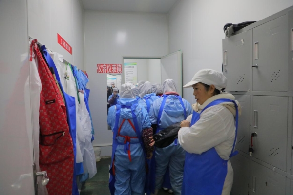烧烤连锁化进入“赋能时代”！围满停车场烧烤开放加盟，一站式扶持体系破解经营难题