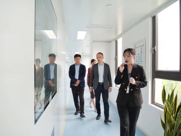 复旦大学附属华山医院蒋苏主任莅临华夏源考察交流