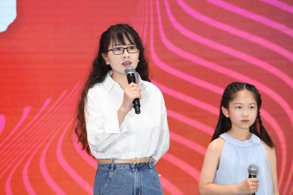 《桂枝不语 茯苓如她》微电影首映礼在南京举行