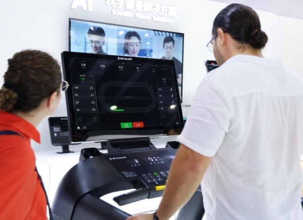 2025中国体博会震撼发布：舒华体育AI 科技创新产品引关注 