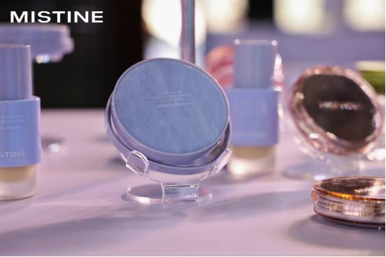 MISTINE蜜丝婷重磅新品亮相美博会，引领T-beauty全球浪潮
