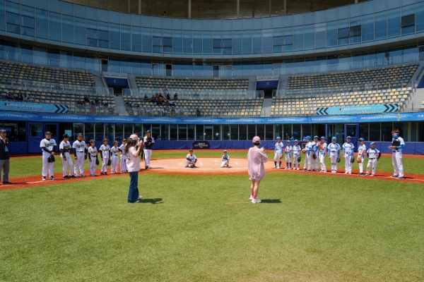  MLB CUP绍兴站圆满落幕 杭州钱江外国语实验学校斩获双冠