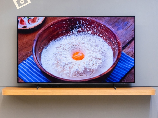 三星 S85F 电视杀疯了！AI+OLED 打造顶级视听盛宴