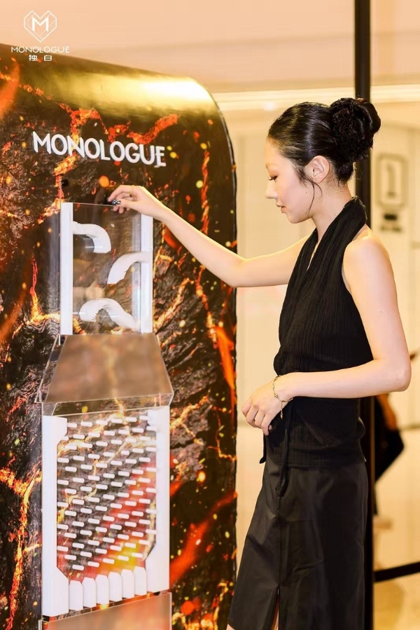  今夏打卡热门：MONOLOGUE独白「北纬30°上古玄灵」复古黄金展全介绍