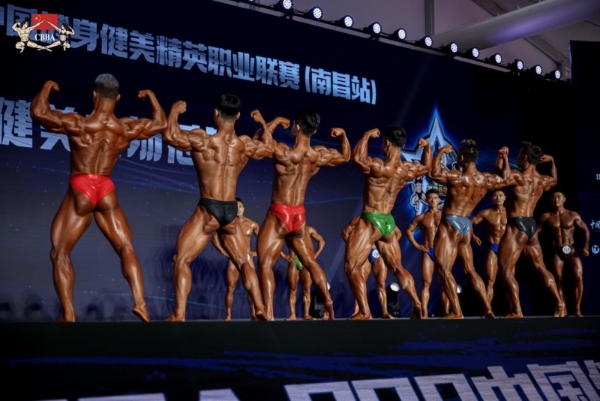 舒华体育专业装备助力巅峰对决：2025中国健身健美精英职业联赛落幕