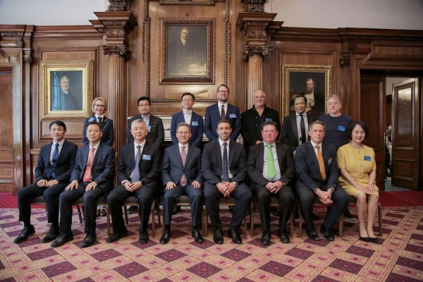 共话智慧未来：中英企业家汇聚伦敦共谋科技合作新篇