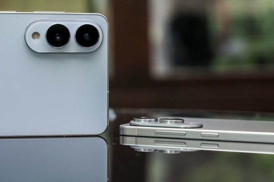 从轻薄出发 三星Galaxy S25 Edge改写智能手机进化历程