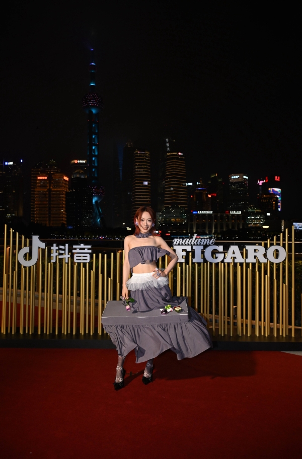  「热爱由我」费加罗Herself之夜，外滩星光与女性力量同频闪耀
