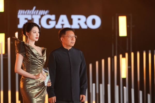  「热爱由我」费加罗Herself之夜，外滩星光与女性力量同频闪耀
