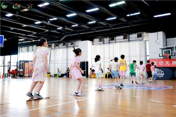 2025年“运动成都·十二月市”之“四月武市”成华区全民健身活动盛大启幕