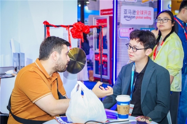 亚马逊全球开店重磅亮相宁波跨博会，助力企业拓展全球机遇