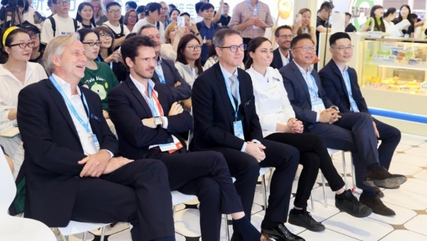 Kiri与世界最佳甜品师Nina Métayer的大师灵感中国行