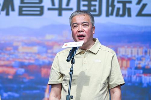  2025年中国公路自行车联赛暨环昌平公路自行车挑战赛正式开幕