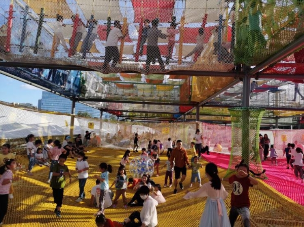 华熙LIVE·五棵松：文商旅体融合发展的生动实践