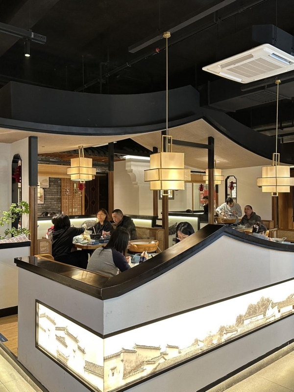 千岛湖必打卡美食餐厅，这家临湖观景餐厅真的非常出片~