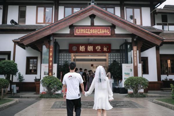 当婚礼回归本质：要仪式感，更要“我们感”