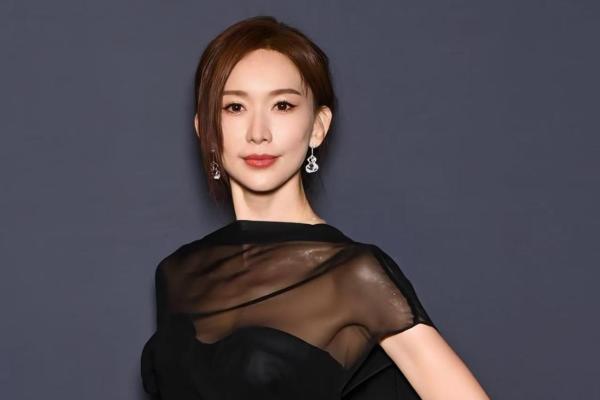  La Koradior 拉珂蒂携手林志玲亮相戛纳开云晚宴，辉映奢雅