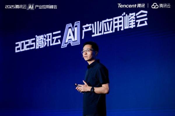 腾讯大模型战略首次全景亮相：自研混元大模型、知识库、智能体开发、工具箱一应俱全
