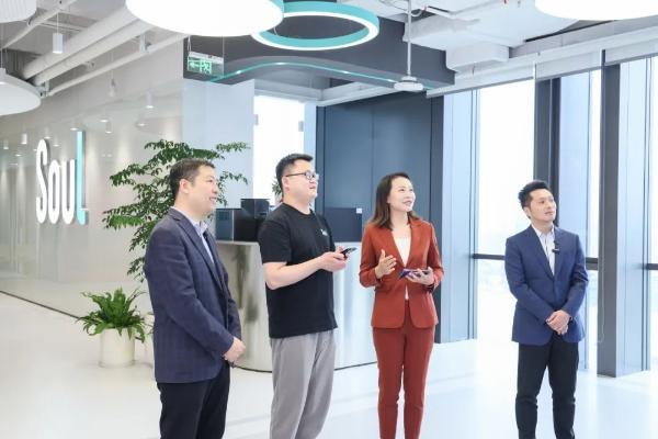 上海人民广播电台对话Soul App：AI时代，重新定义社交 