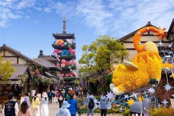 紫色花海遇见AI光影 无锡拈花湾打造最潮端午度假地