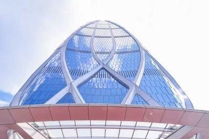 《杉杉商业集团入驻宁波中心大厦，开启城市商业新篇章》 
