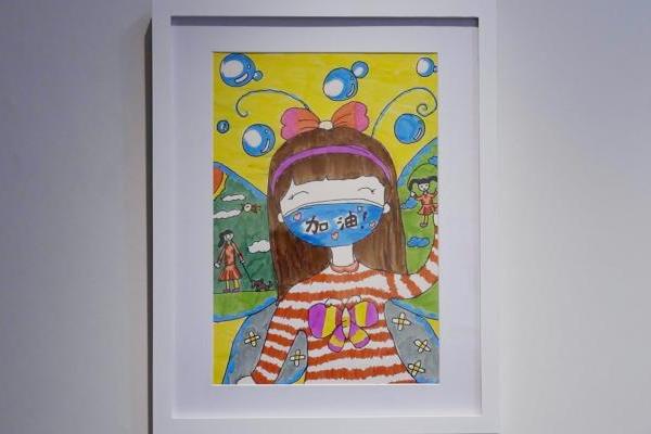  润贝舒UNBESO 助力 “看见・自己” 杨舒珺 & 蝴蝶宝贝联合画展成功举办