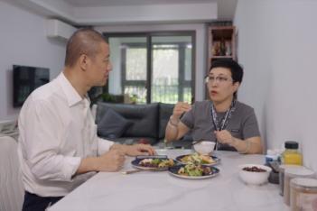 餐桌上的“新质生产力”:跟随《了不起的食物》解码健康密码