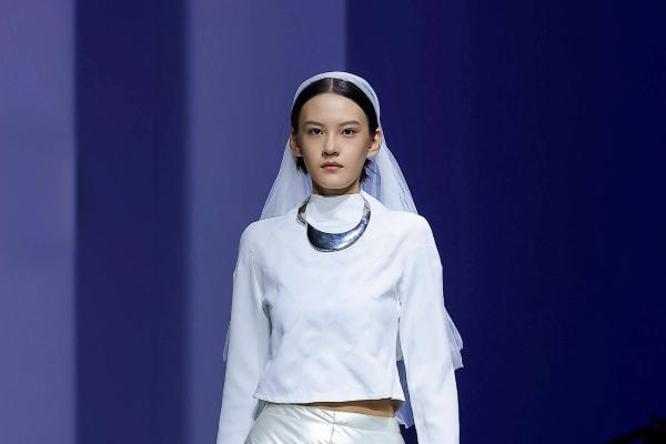  河北美术学院设计学院2025毕业设计作品亮相中国国际大学生时装周