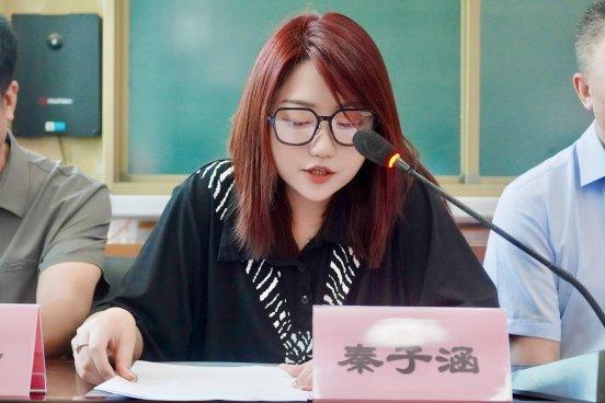 华智未来向荣昌区教育发展基金会捐赠50万元教学设备，助力AI教育普惠发展
