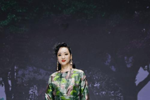 V韵风尚·非遗大秀：织就东方美学的未来诗篇