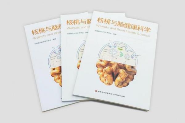  央媒点赞核桃健脑实证！六个核桃破解核桃营养引领行业升级 