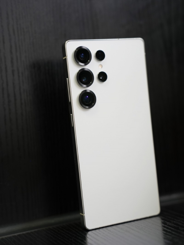 深度体验Galaxy S25 Ultra：优雅全能，三星依然很能打