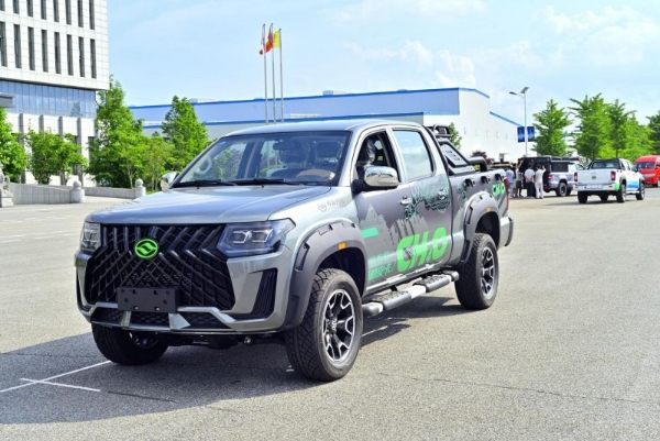 黄海汽车2025新产品品鉴会：经典焕新 智驭未来