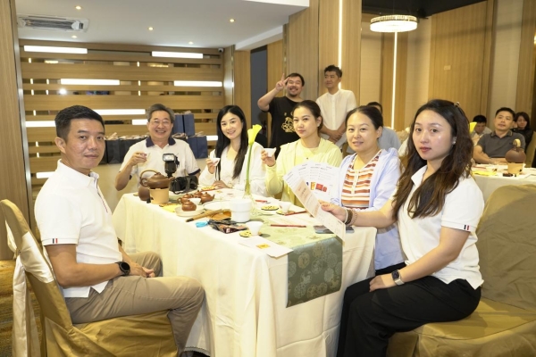 曦瓜「壹号茶会」首绽马来西亚，岩骨花香谱写茶叙新章