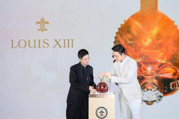 路易十三《春秋·天蕴启时》私享雅宴于深圳启幕 以时光之名，礼献人生珍贵时刻