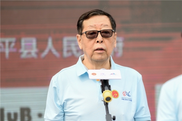2025年中国公路自行车联赛暨中国自行车运动骑游大会湖系列·康平站圆满落幕