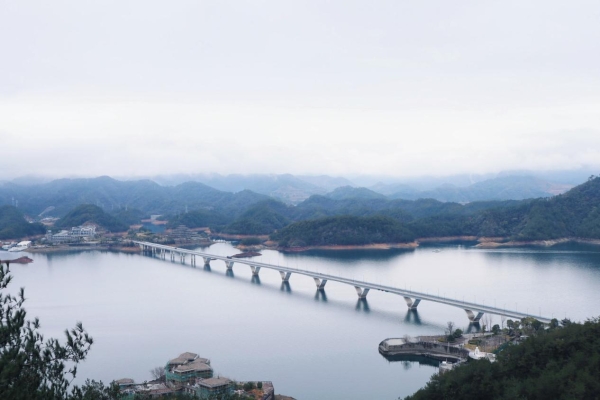 千岛湖土著私藏餐厅！淳圆外如何用山水与美食征服本地老饕？