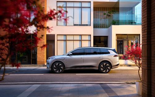 20万级家庭刚需！5款大空间新能源SUV，谁是装下全家幸福的“移动堡垒”？